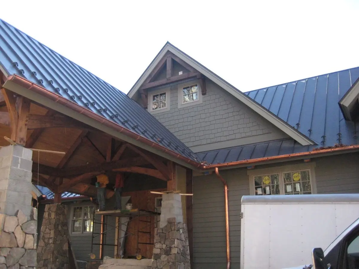 Craftsman Roofing team delivering quality roofing work in Fryville